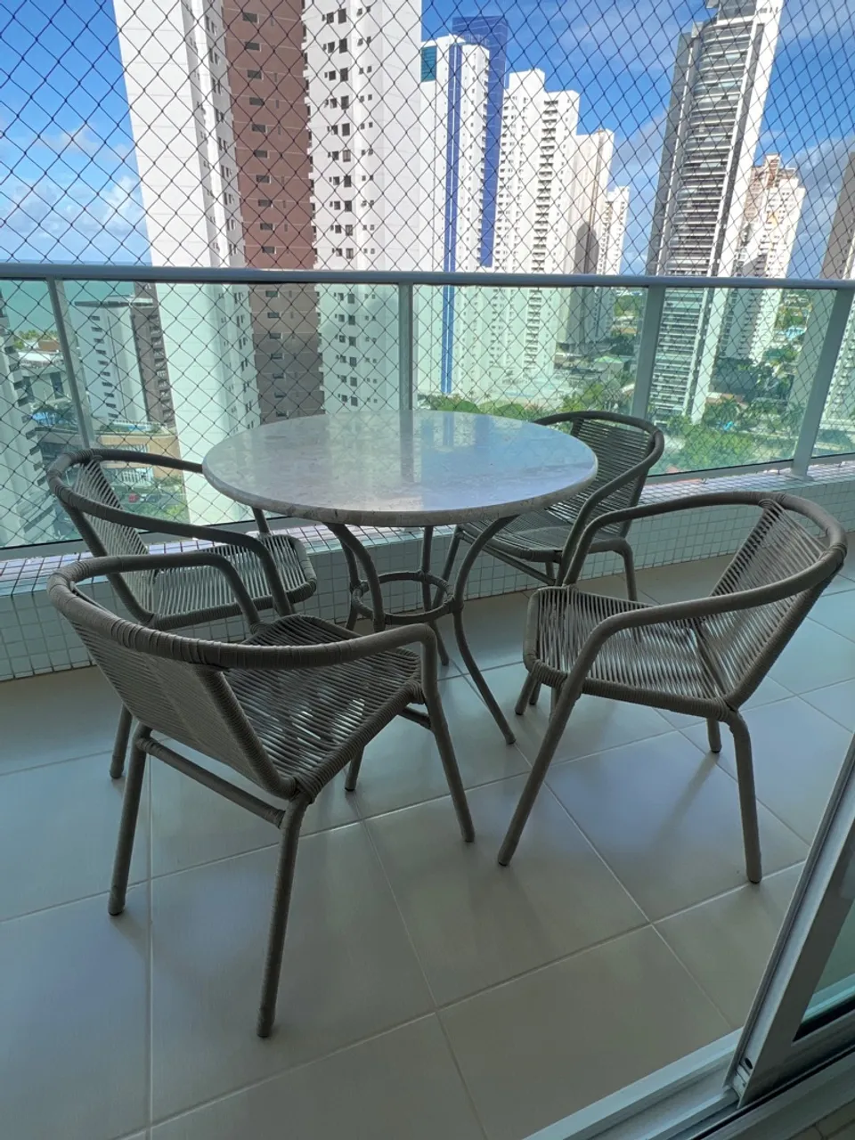 Suporte de Mesa e Cadeiras para Varanda
