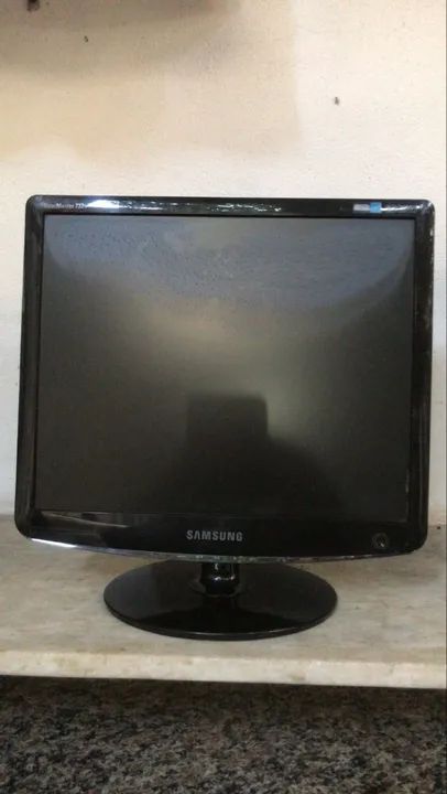Lote com 6 Unidades de Monitores com Defeito - Foto 5