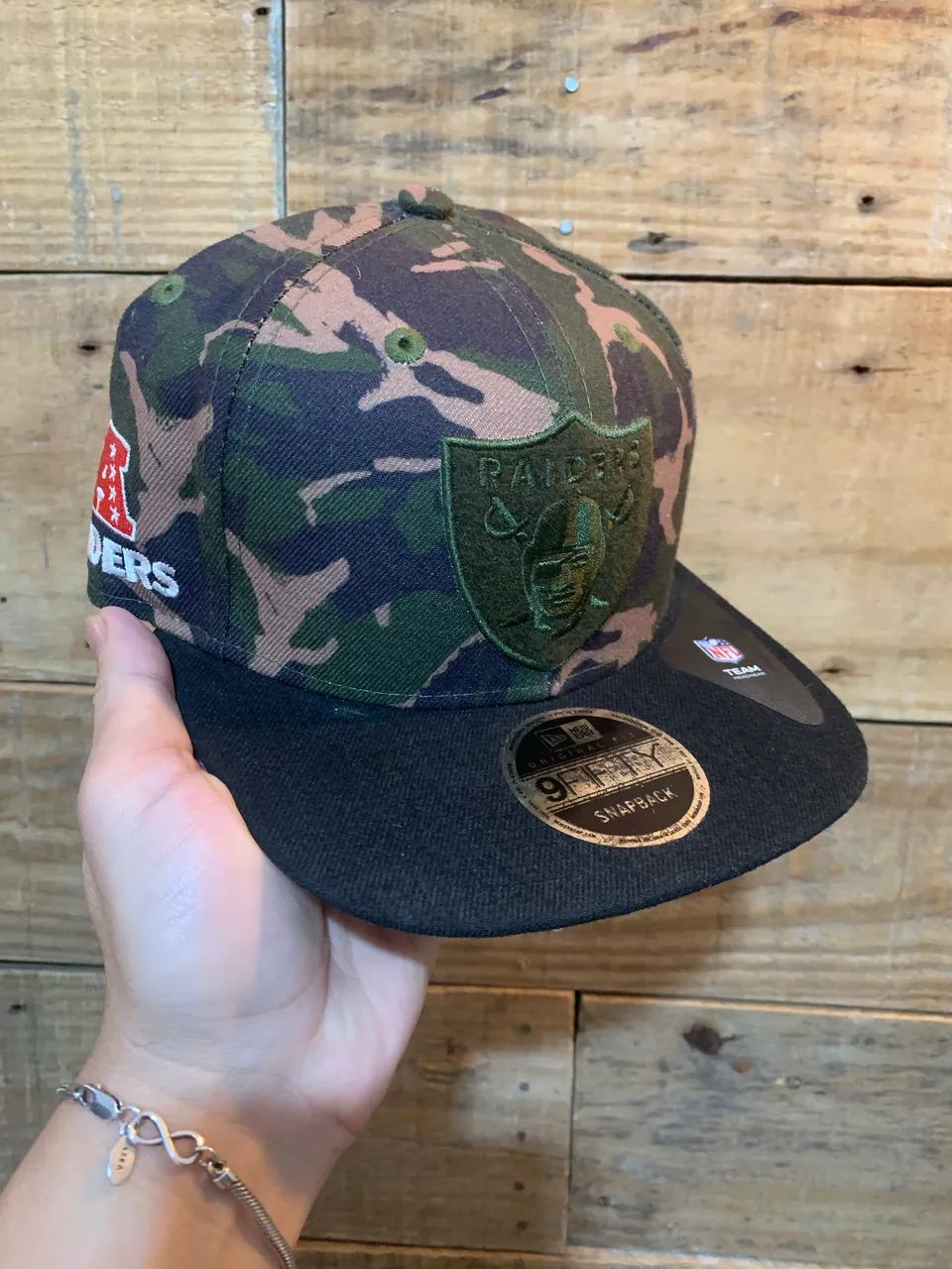 Boné New Era Aba Reta Raiders Camuflado 