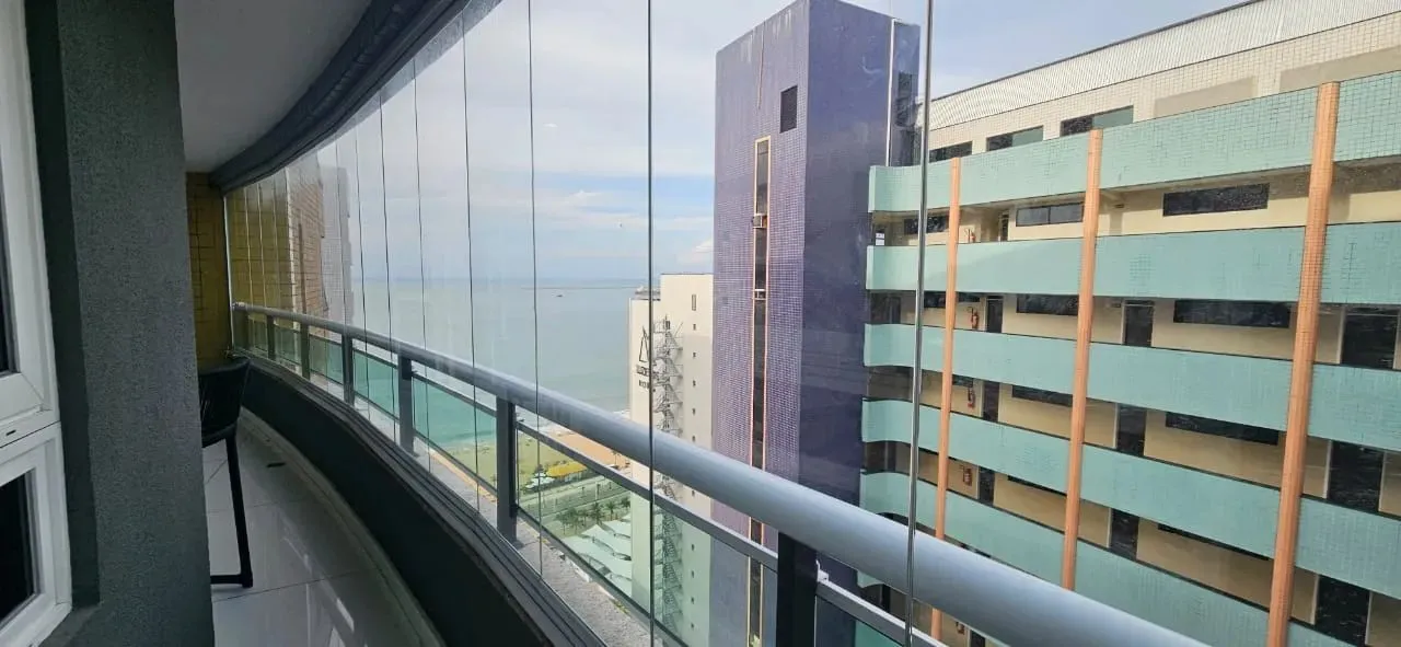 Apto Luxo para aluguel possui 150 metros quadrados com 3 quartos em Meireles - Fortaleza