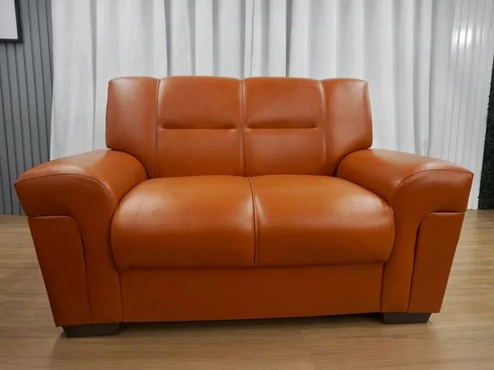 Conjunto de Sofá 2 e 3 Lugares Corino Caramelo - Foto 2