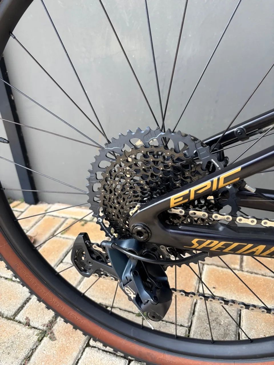 Specialized Epic Comp Carbon TAM M  - Foto 2