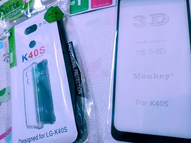 Capa celular LG K40s preto + película de proteção  - Foto 3