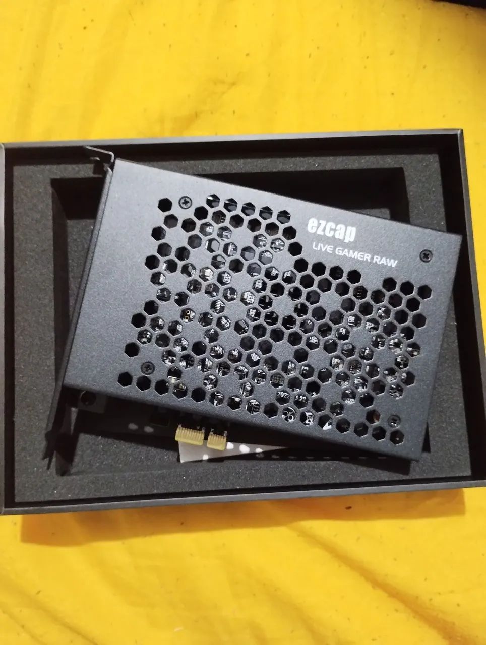 Vendo Placa de Captura EZCAP RAW 4K zerada64292476997378122