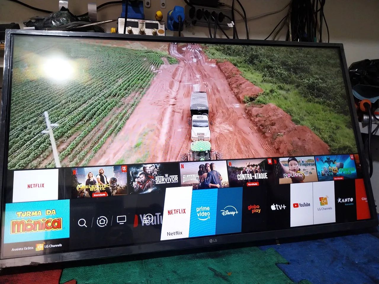 Tv 43 lg smart Wi-Fi YouTube Netflix topp - TVs - Mooca, São Paulo