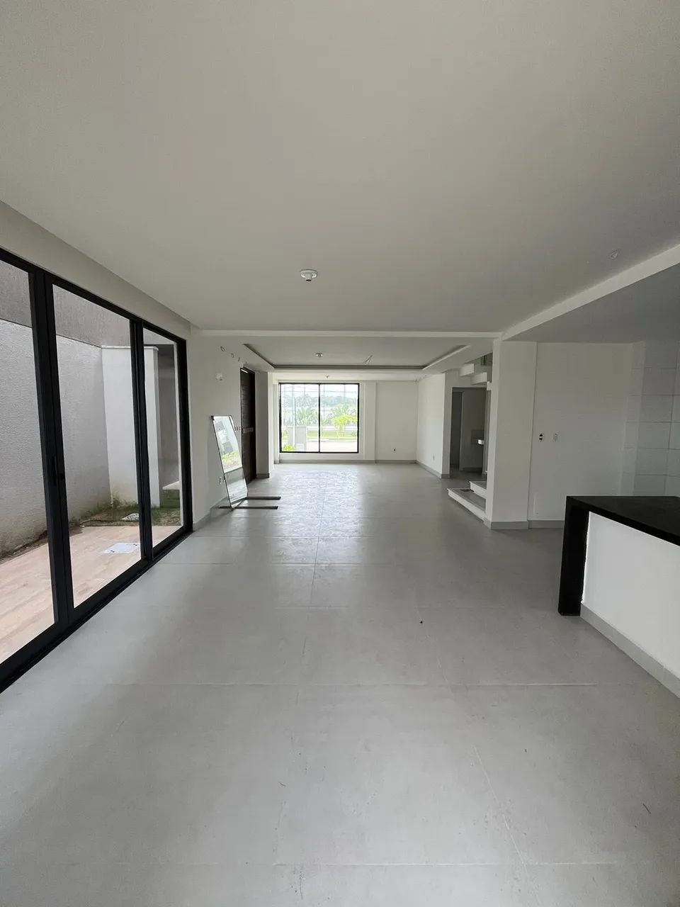 Excelente casa de condomínio sobrado para aluguel, 03 suites, nova em Intermares - Foto 2