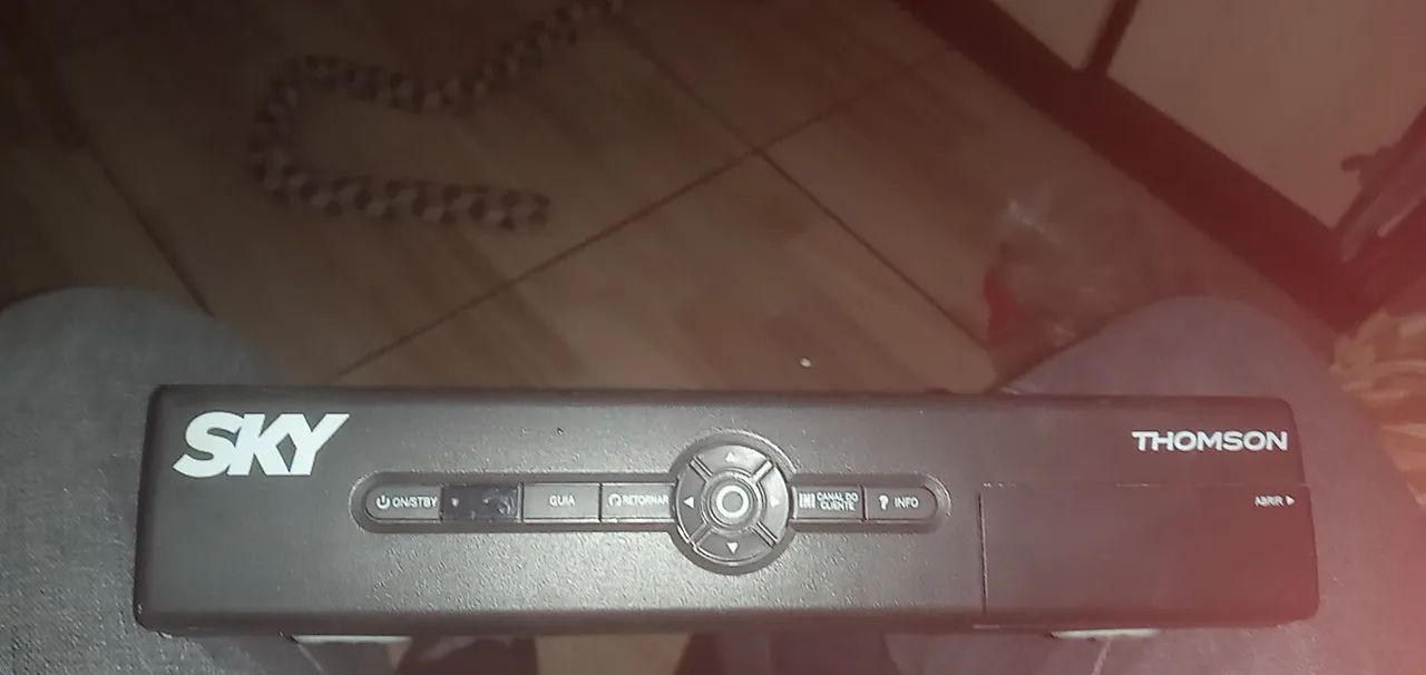 Receptor de TV SKY Thomson