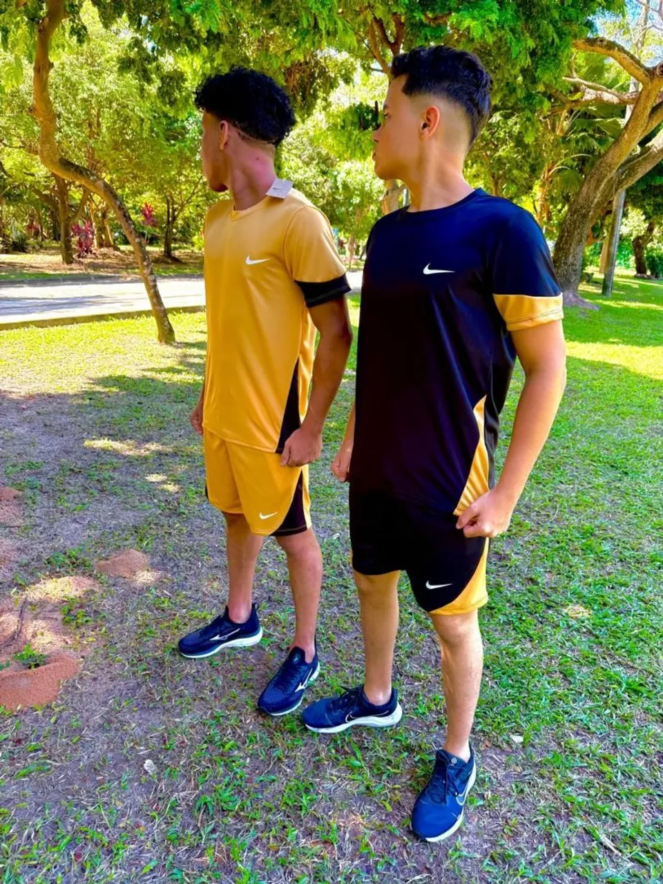Conjunto Esportivo Masculino - Conforto e Estilo