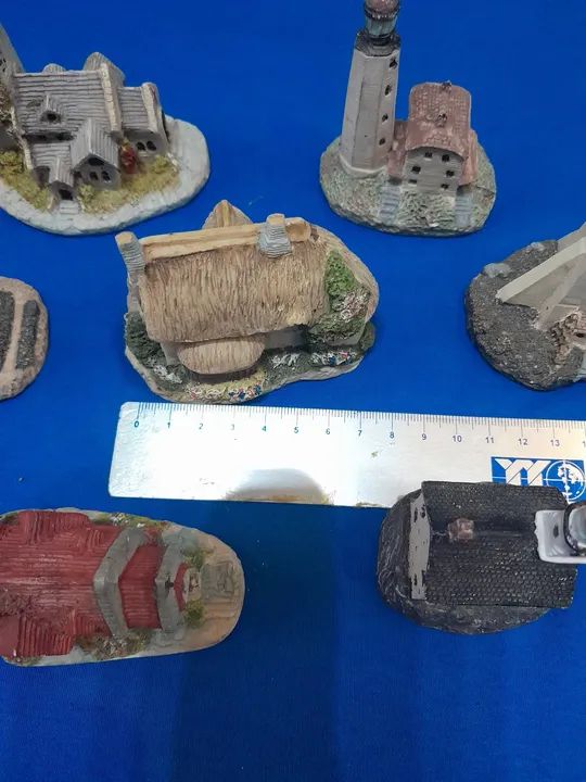 Conjunto de miniaturas de casas medievais - Foto 3