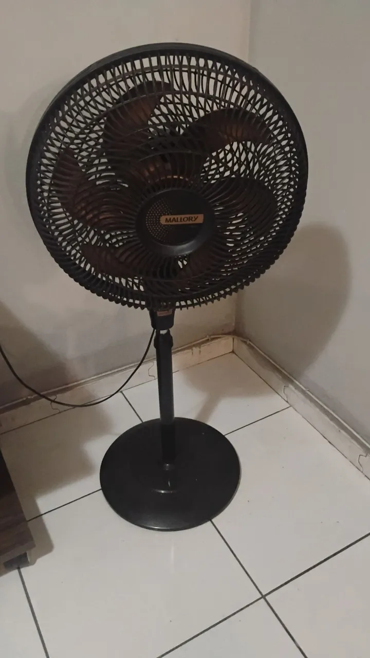Ventilador de coluna Mallory