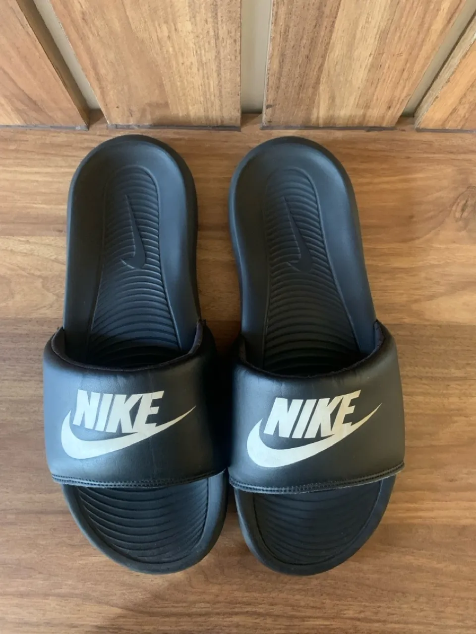 Sandália Nike Masculina - Conforto e Estilo