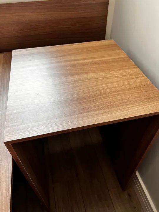 Mesa de escritorio em madeira - Foto 2