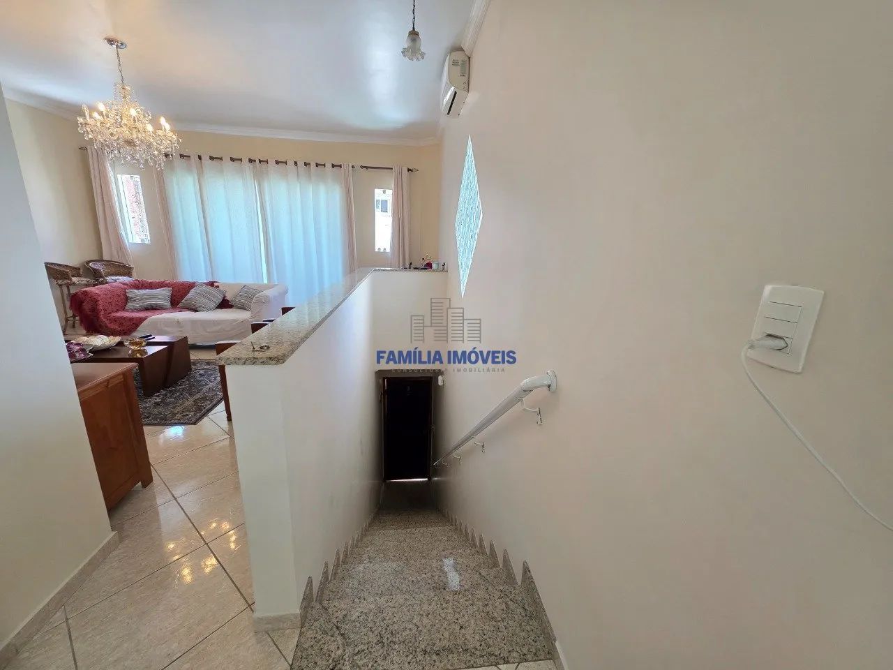 Casa à venda com 3 quartos 2 suítes 2 vagas no Marapé Santos SP - Foto 9