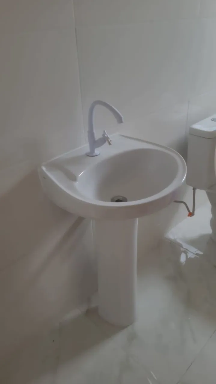 Cuba de cerâmica para banheiro