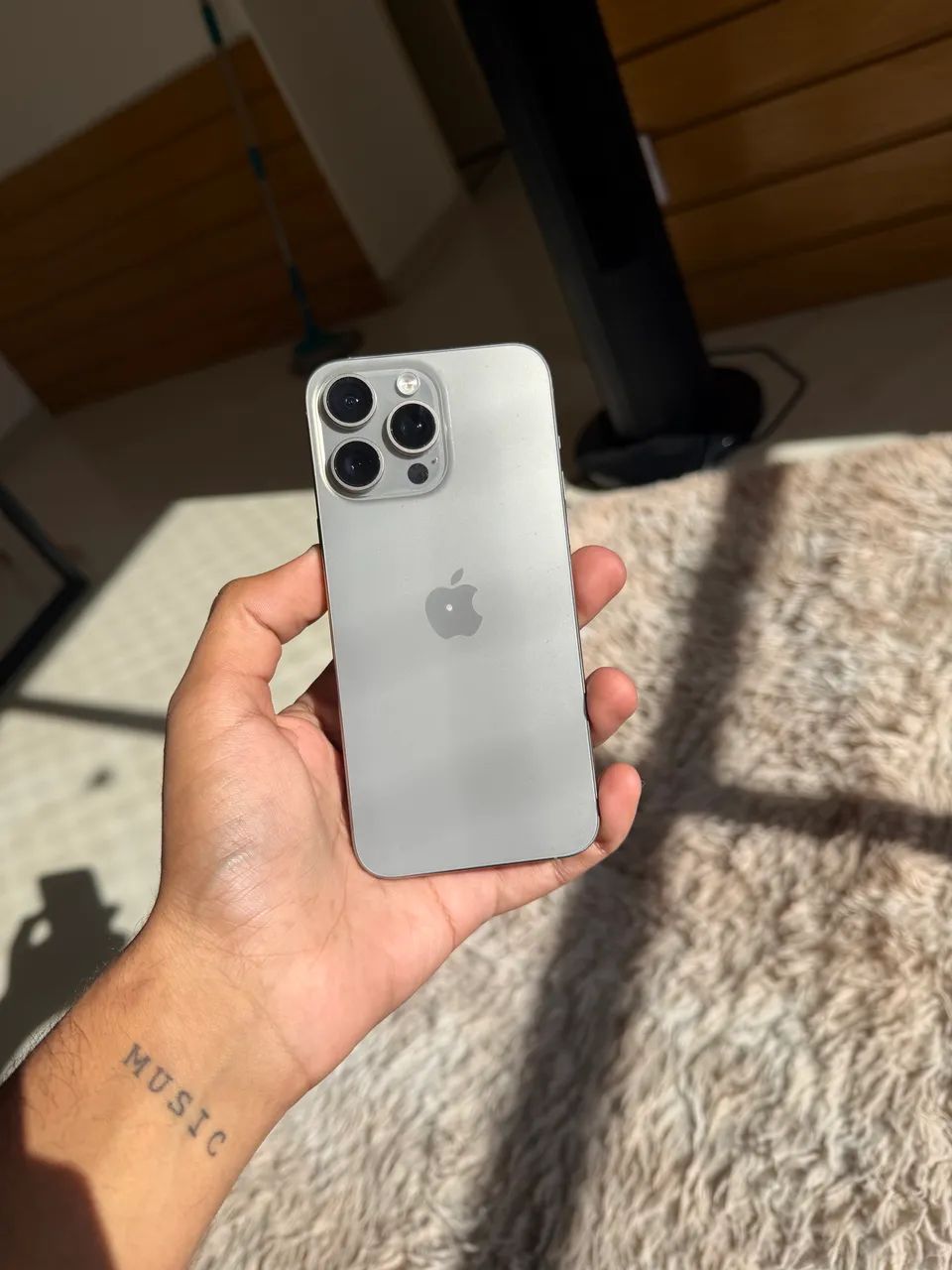 IPHONE 15 PRO MAX - Foto 2