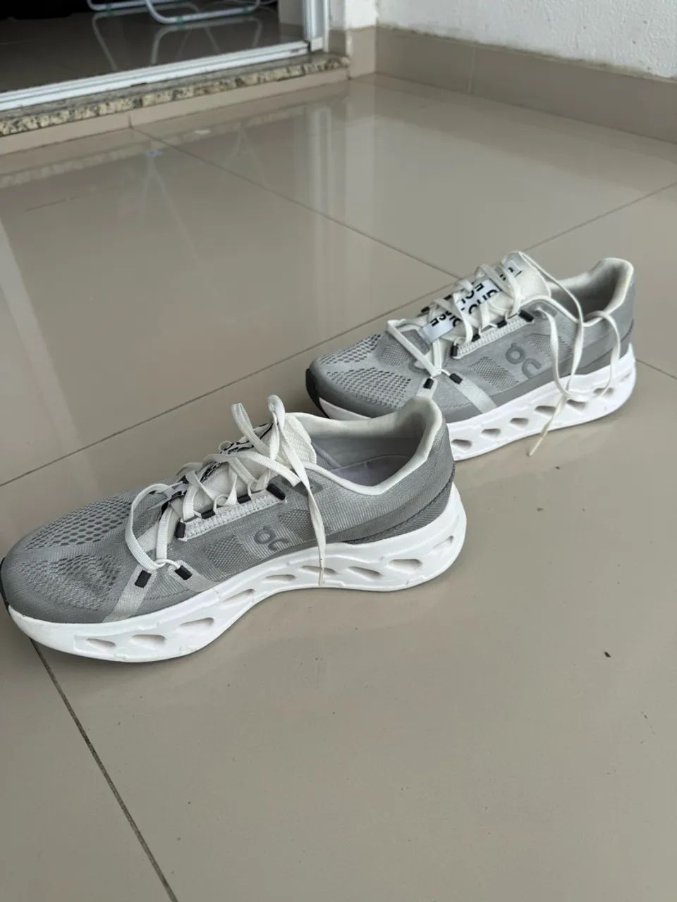 on running tenis cloudeclipse cloudtec cinza