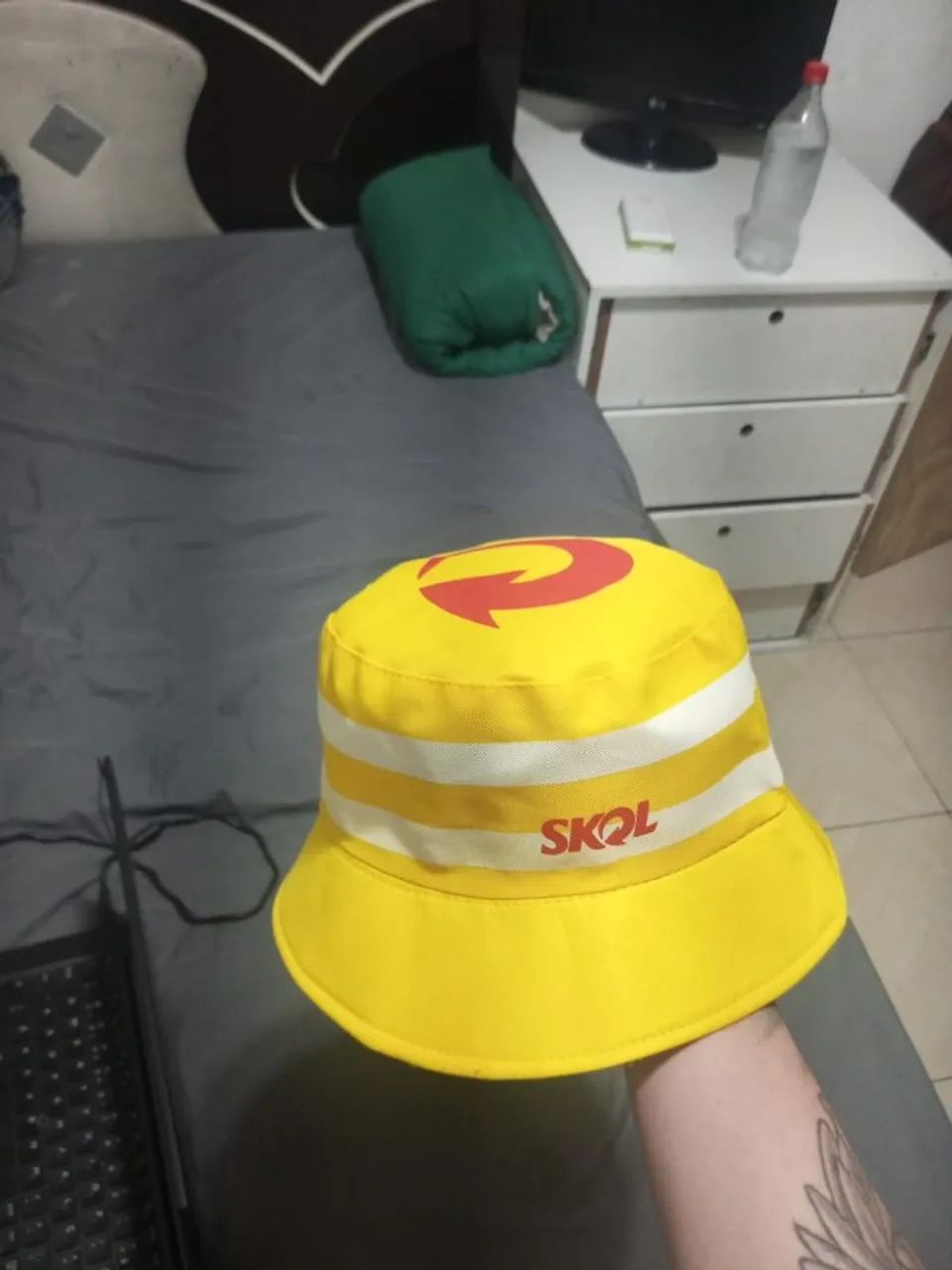 Chapéu bucket Skol dupla face - Foto 2