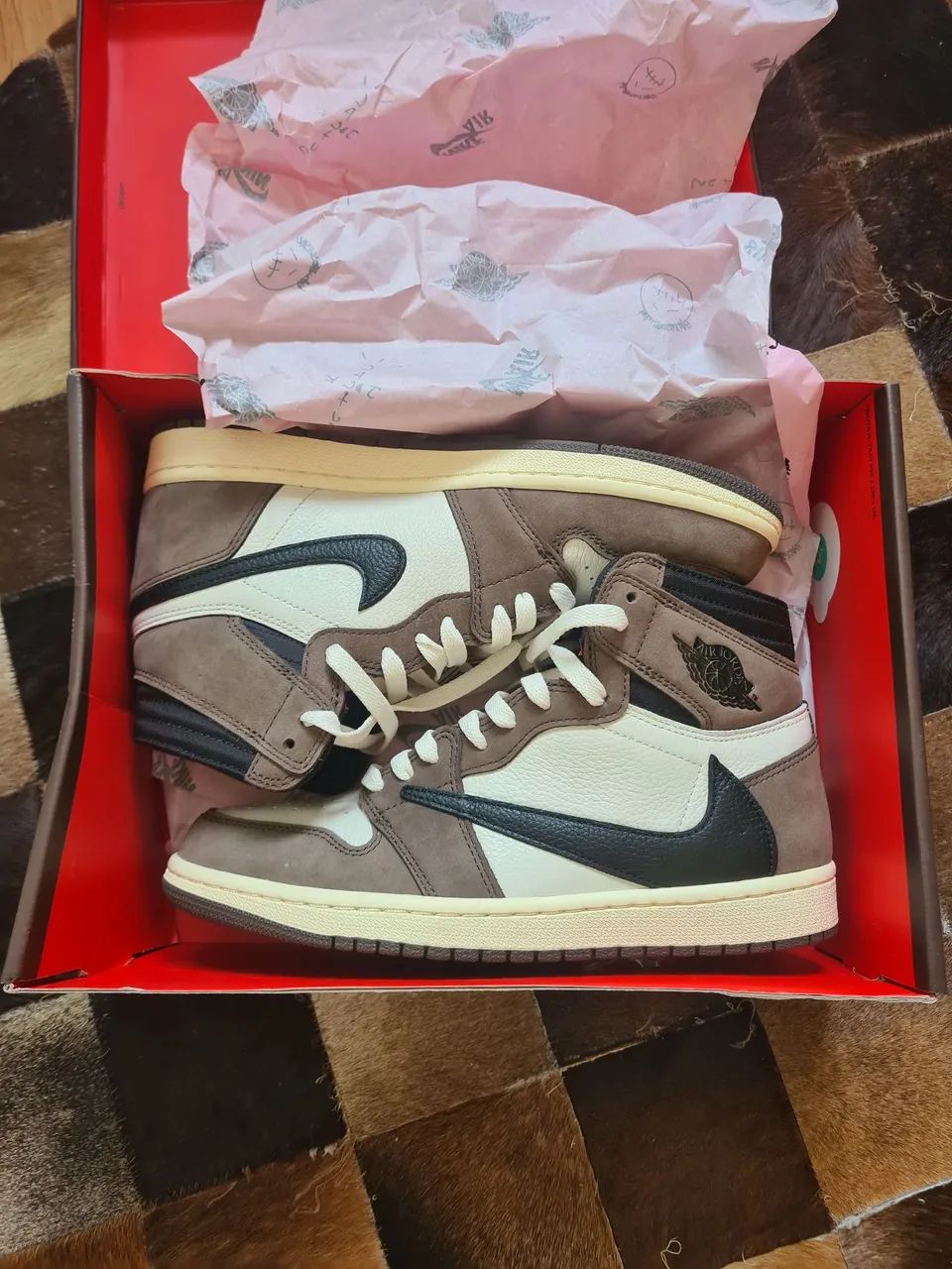 Nike Air jordan 1 X travis scott