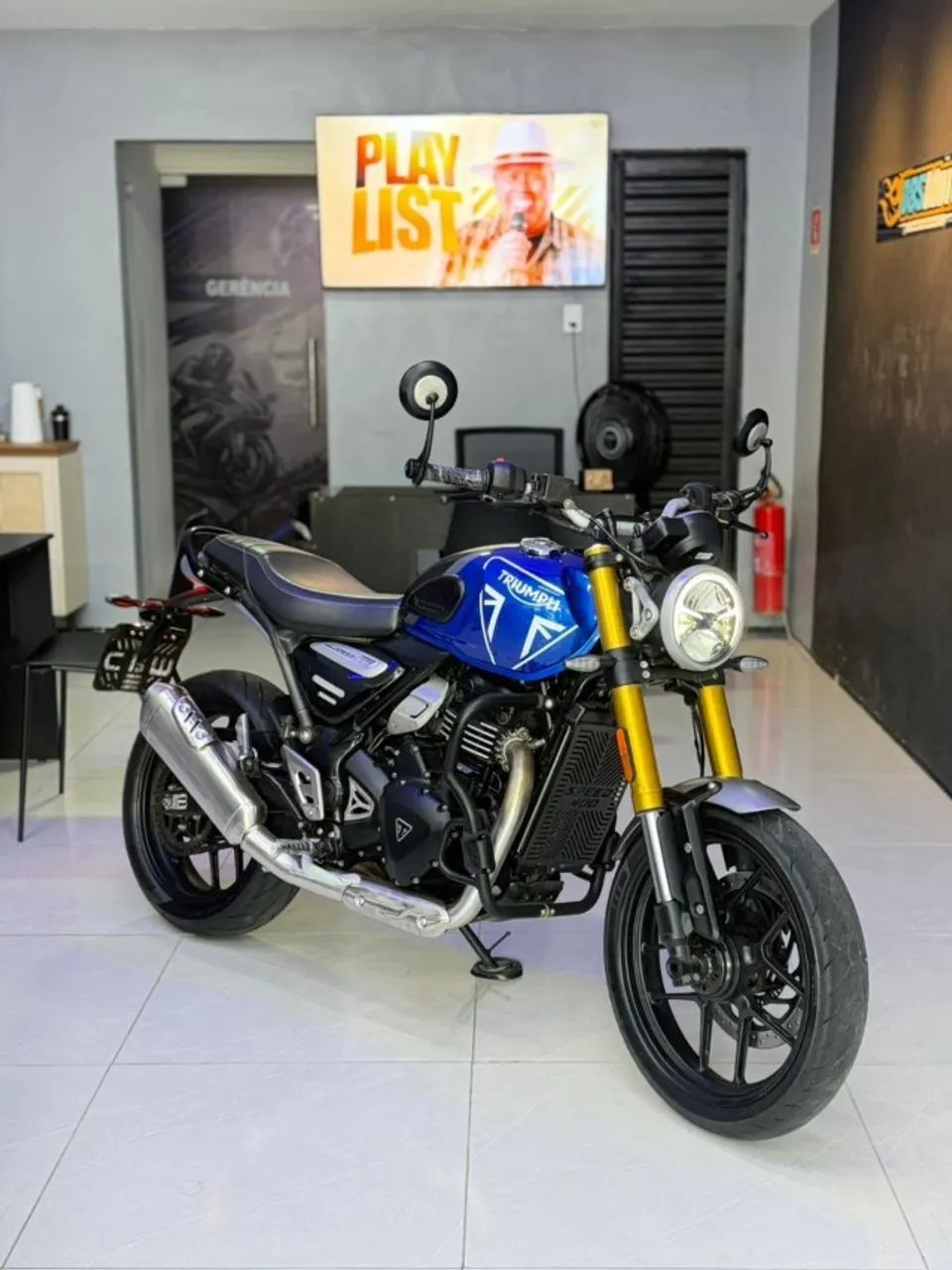 TRIUMPH SPEED 400 ? 2025 - Foto 2