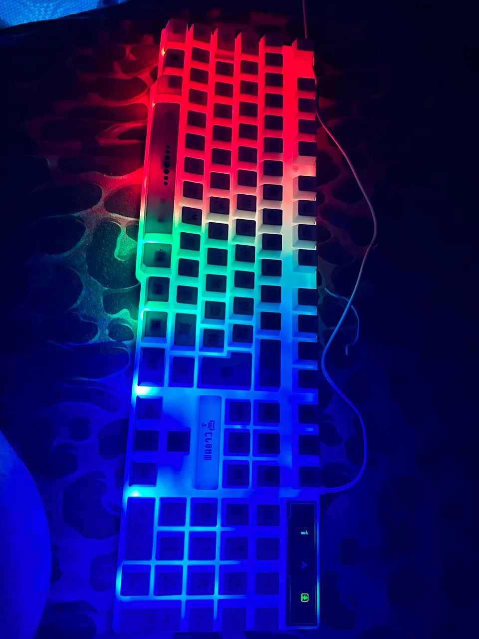 Vendo Fone de ouvido e Teclado mecânico RGB - Foto 4