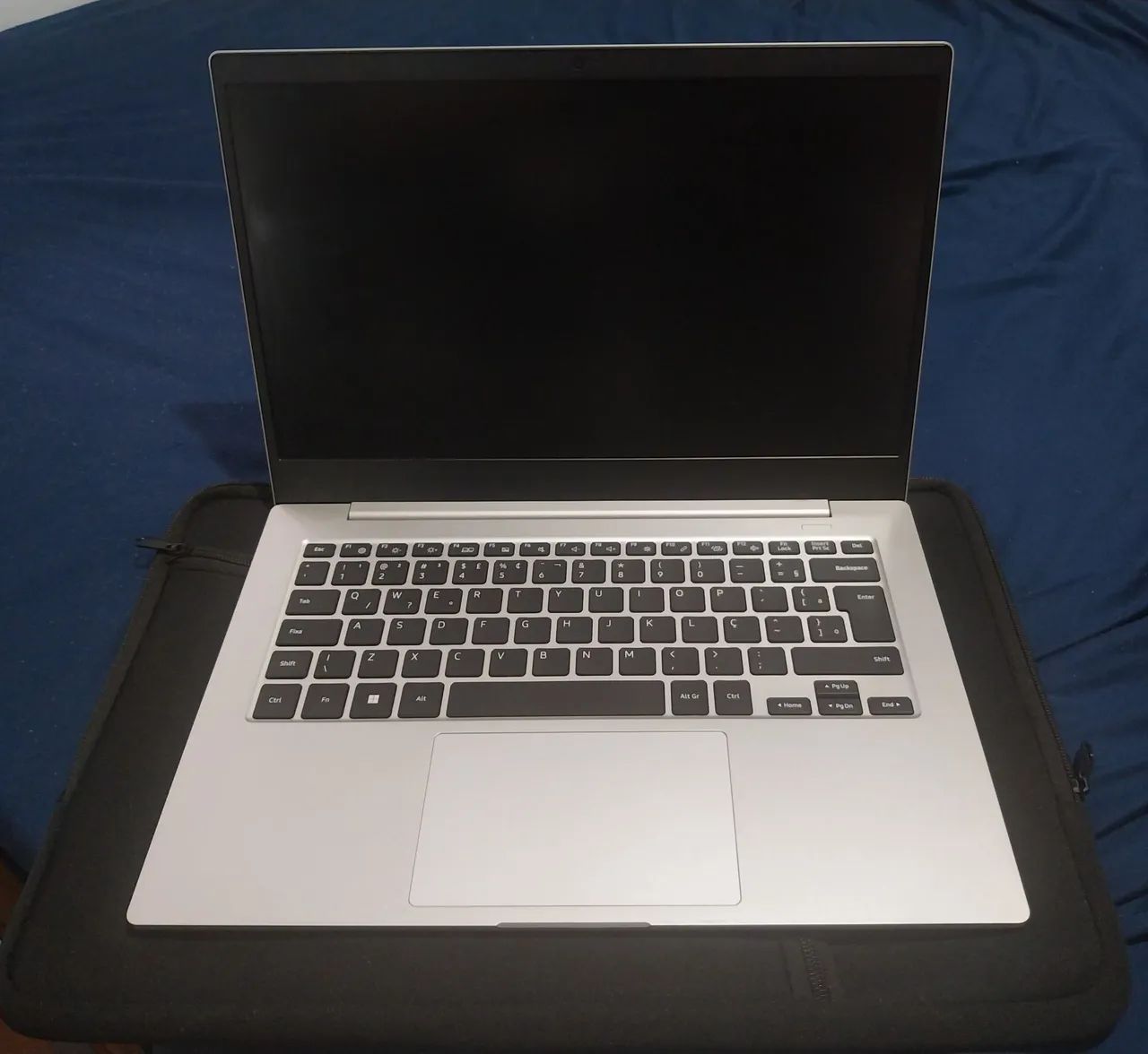 Notebook Samsung perfeito estado pouco tempo de uso! 