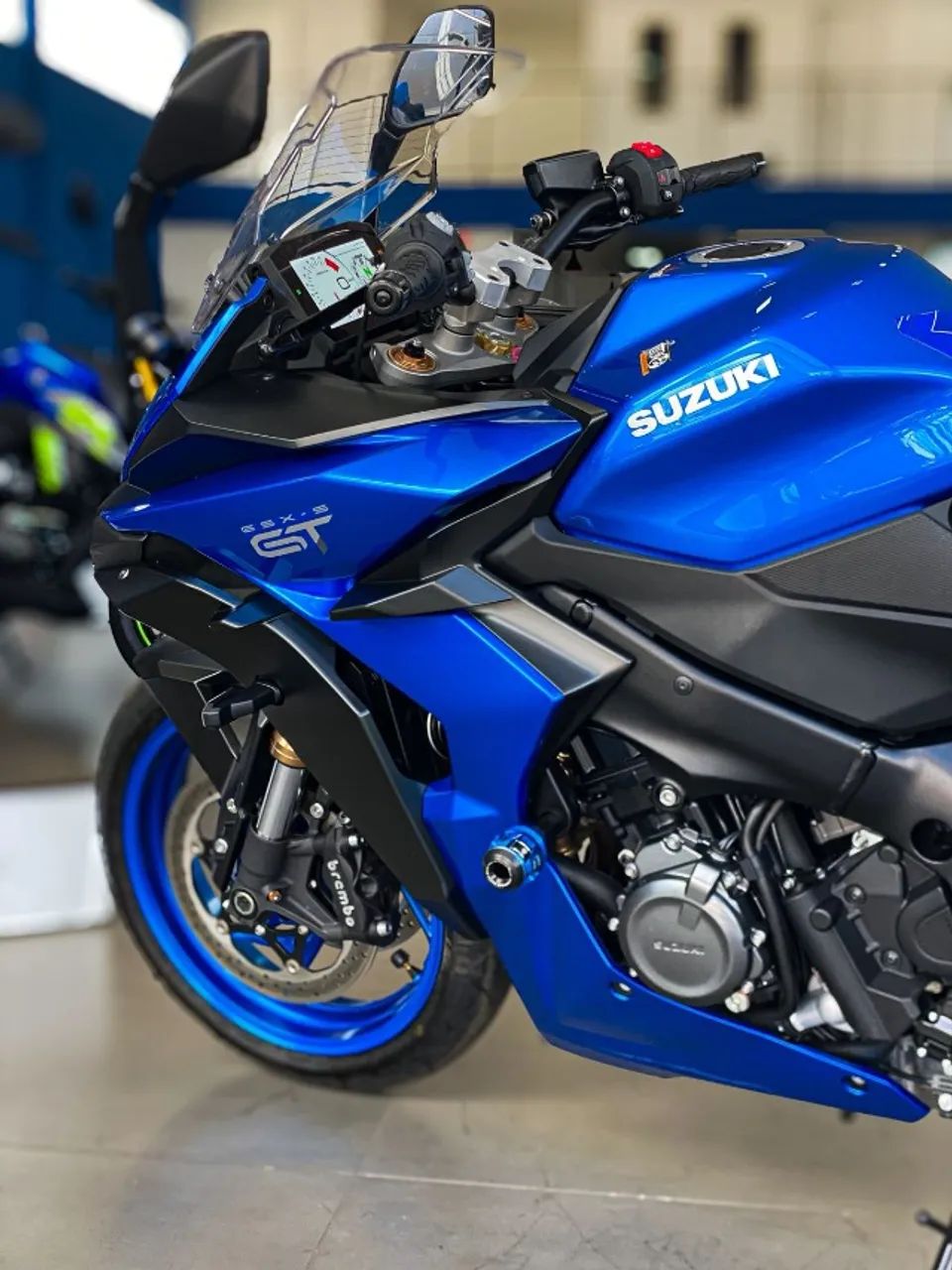 SUZUKI GSX S1000 GT 2024/2025 - Foto 11