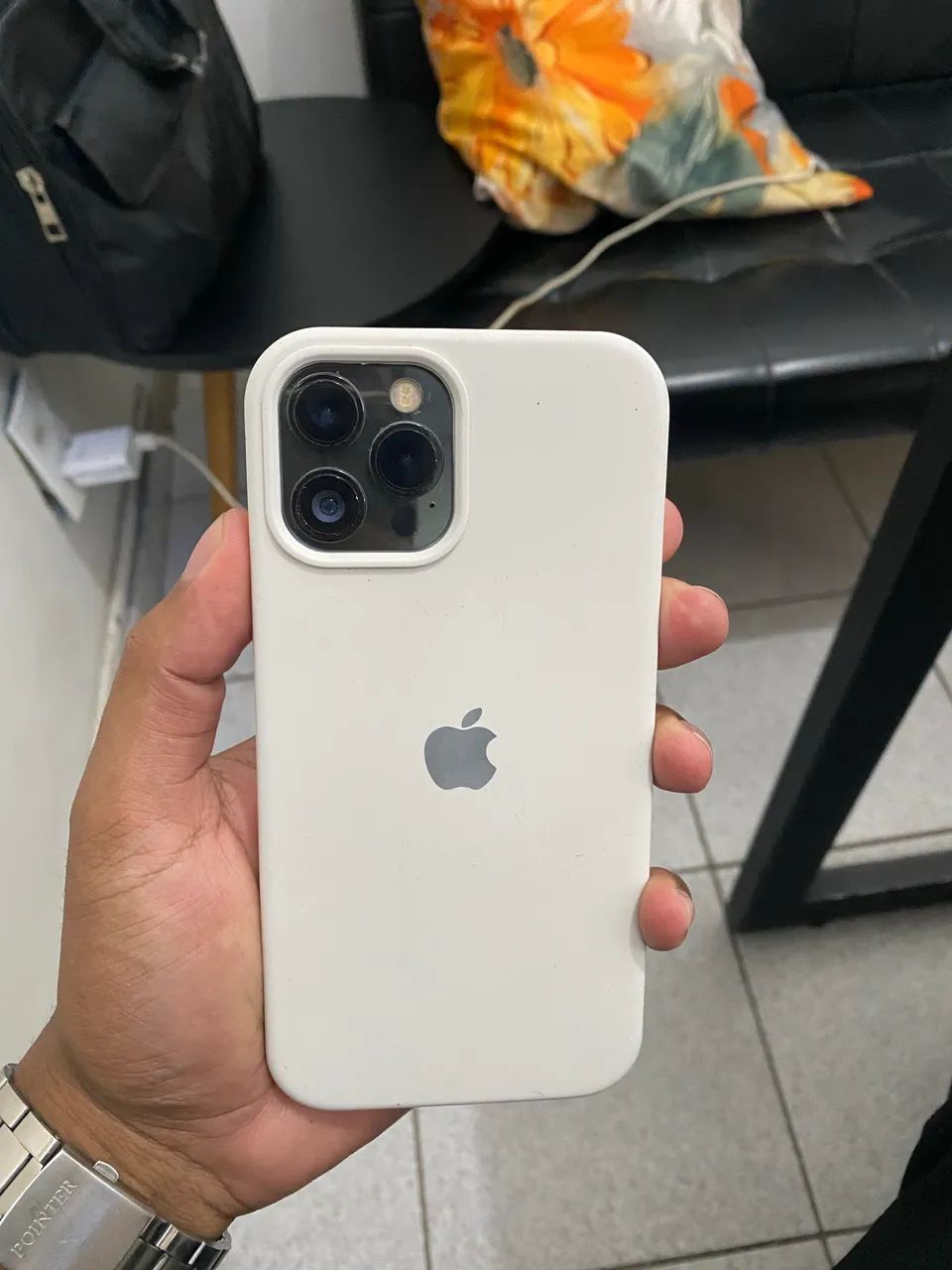 IPHONE 12 PRO MAX DETALHES - Foto 3