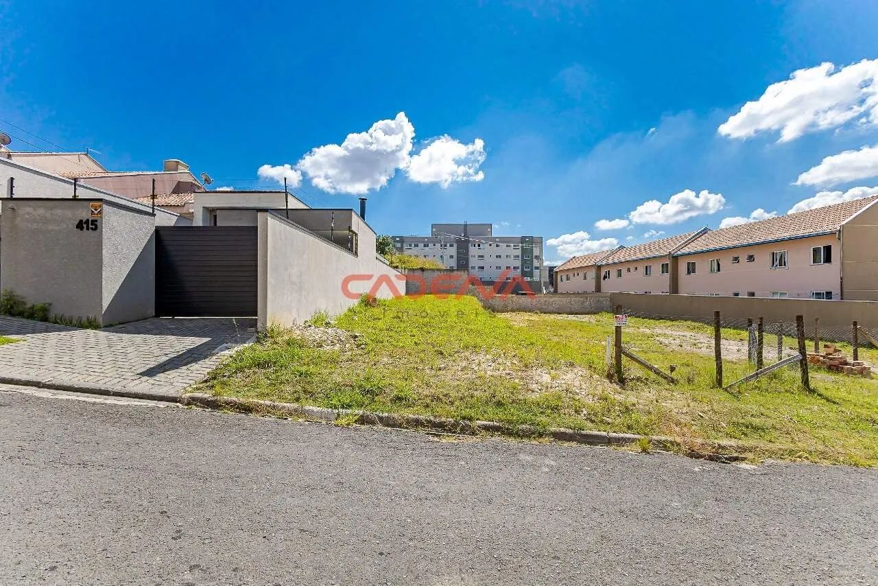 Lote à venda no Atuba
