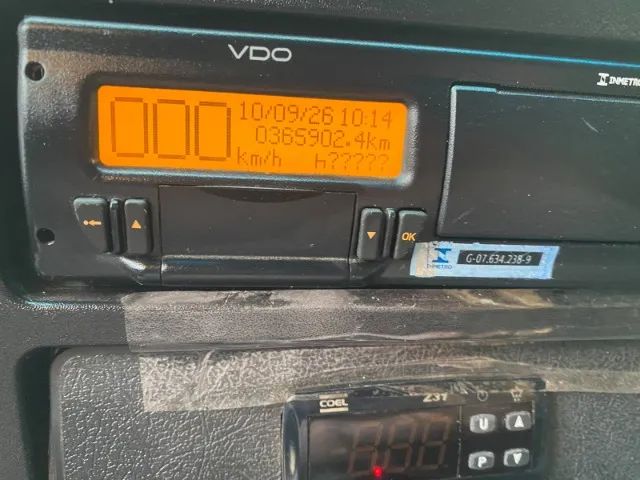 ACCELO 1016 0 GRAUS ANO 2018 UNICO DONO  - Foto 4
