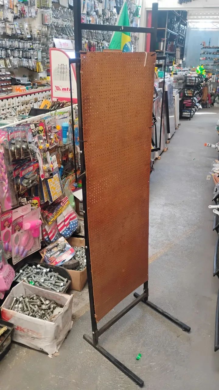 Expositor de ferro para produtos diversos  - Foto 3