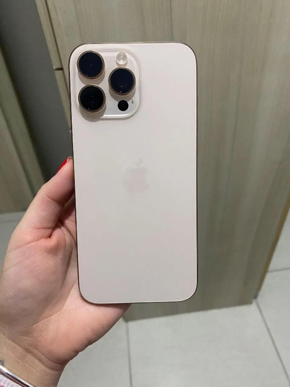 iPhone 16 pro max - Foto 3