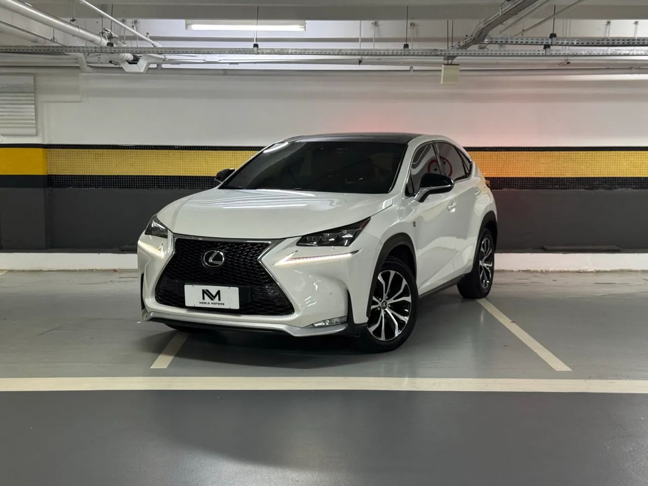 Lexus NX-200T F-sport 2.0 16V 238cv Aut. 2017