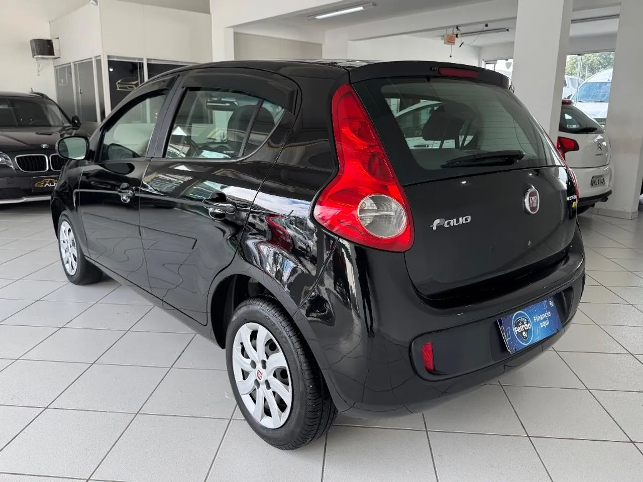 Fiat Palio Attractive 1.0 EVO Fire Flex 8V 5P 2013 - Foto 5