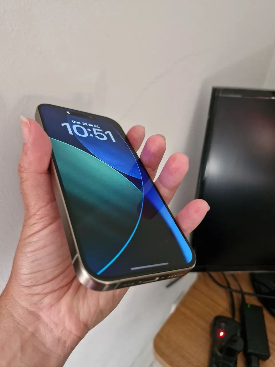 IPHONE 15 PRO - LEIA O ANUNCIO - SUPER CONSERVADO!   - Foto 4