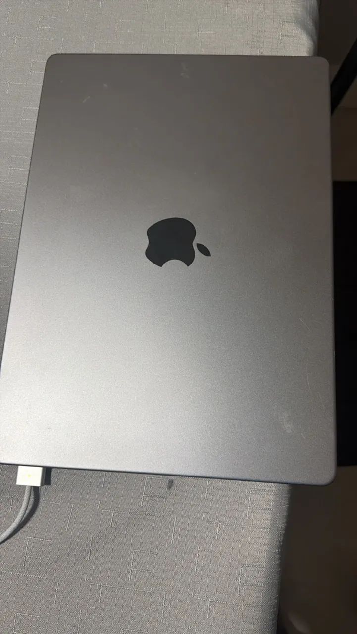 Macbook Pro 2023 M2 - Foto 3