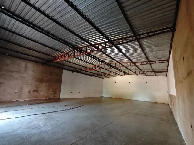 Salão comercial 300 m² - saída para três lagoas - Foto 4