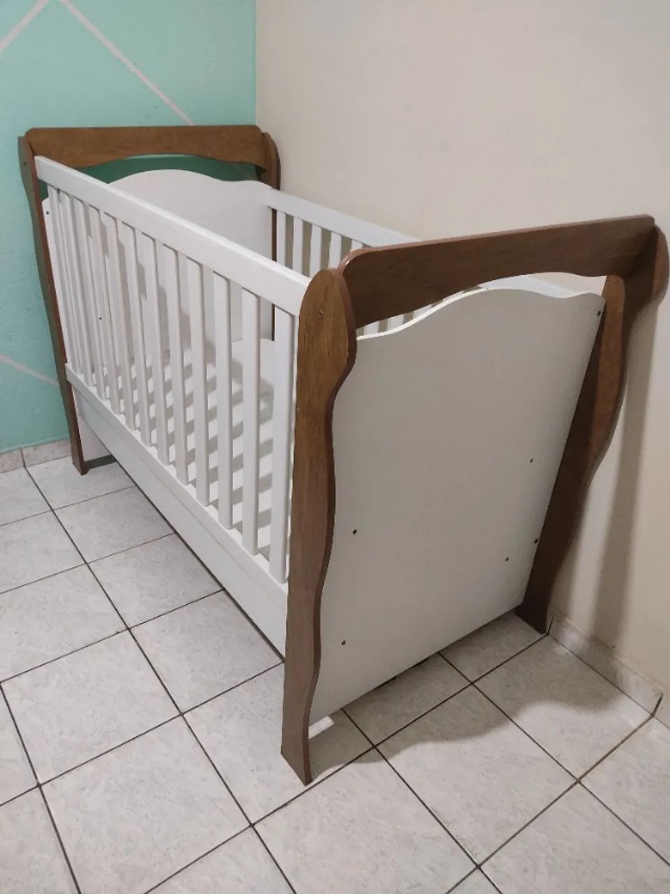 Berço que vira mini cama com colchão.  - Foto 2