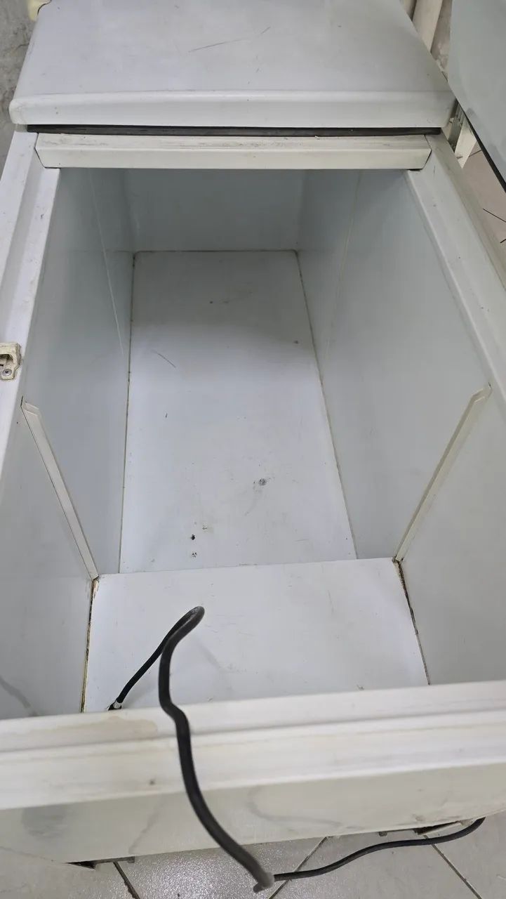 Freezer Metalfrio DA 550 - Foto 2