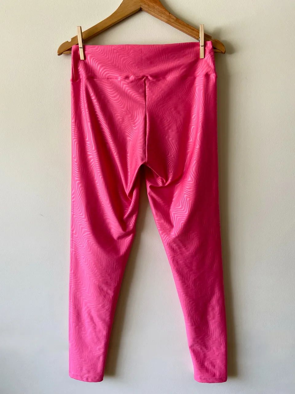 Calça legging texturizada - DLK - Foto 3