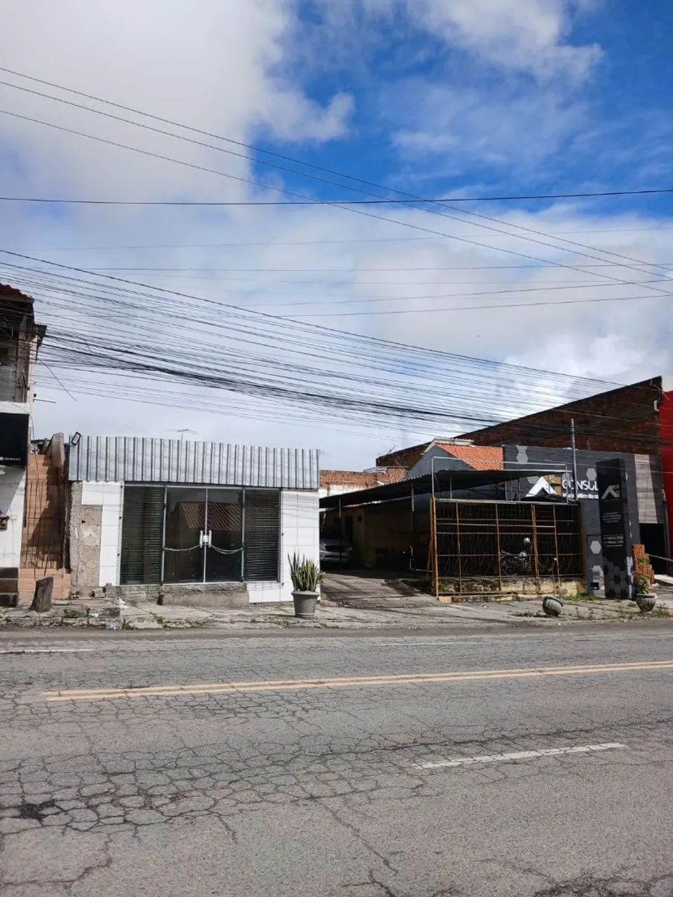 ALUGA-SE ÁREA EXCELENTE PARA LAVA JATO E COMÉRCIO - CATOLÉ  - Foto 4