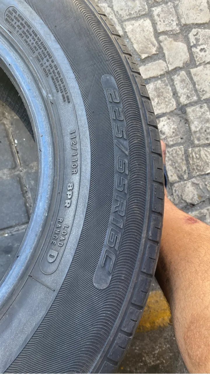 Pneu 225/65-16