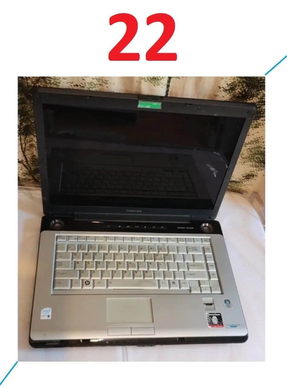 Cód.22) 1un. Notebook usado Toshiba Satellite A205-S4639 tela defeito