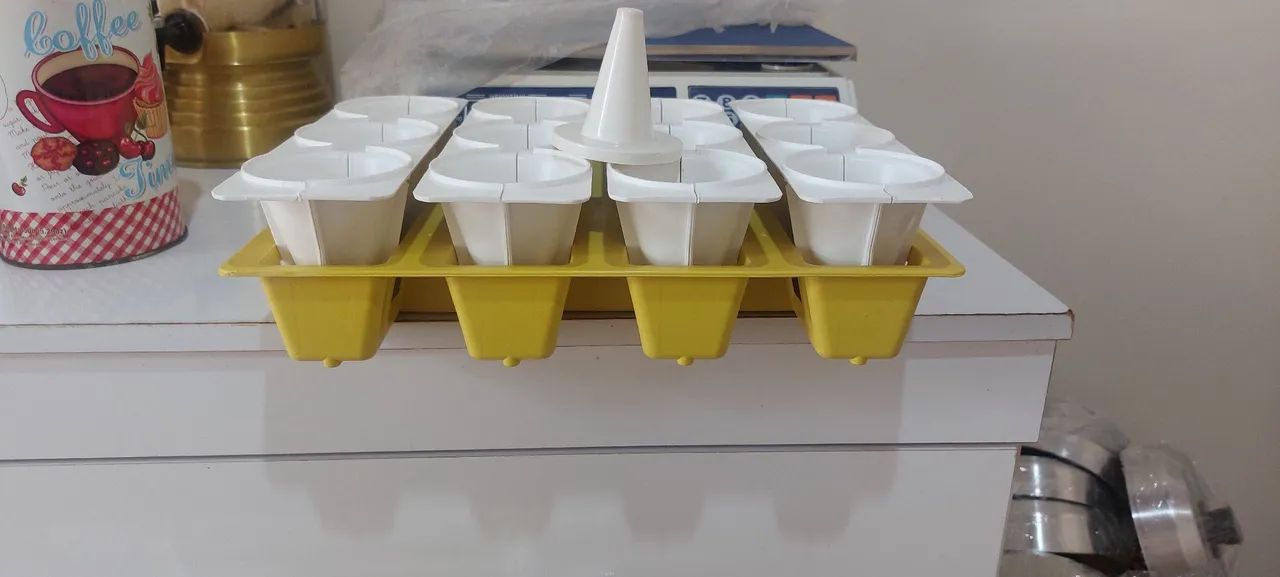 Formas para fabricar coxinha e pastel