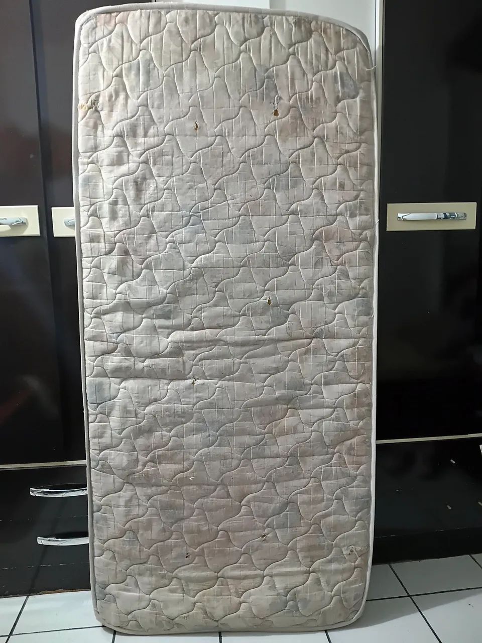 Colchão de solteiro marca PAROPAS - Foto 3