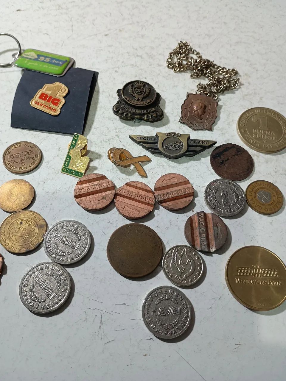 Medalhas/ souvenir/fichas antigas - Foto 4