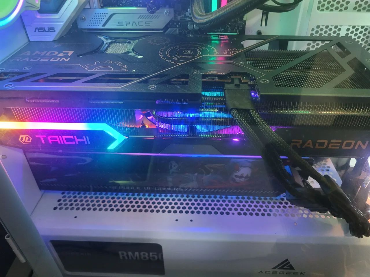 Rx 9070xt (Taichi) 16Gb - Foto 2