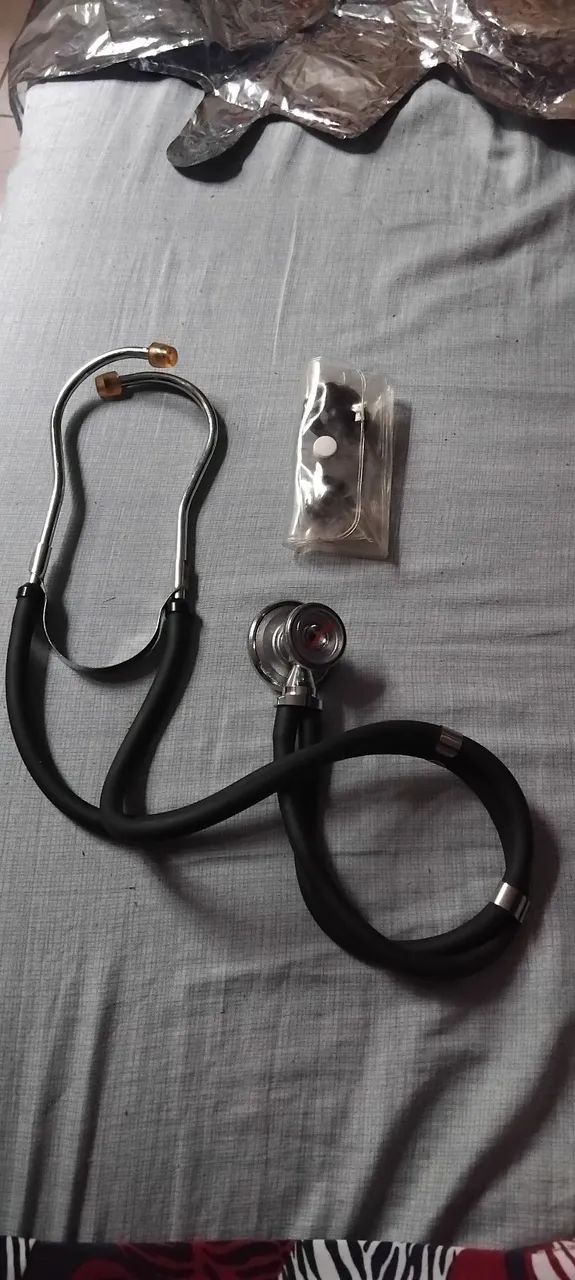 Kit estetoscópio e esfigmomanômetro  - Foto 3