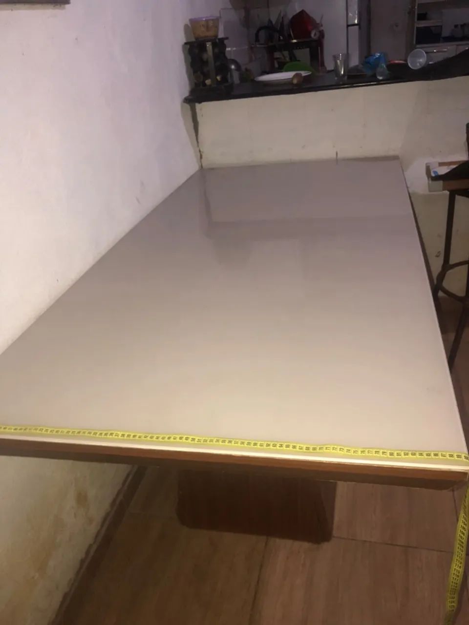 Vendo mesa de vidro de 6lugares 
