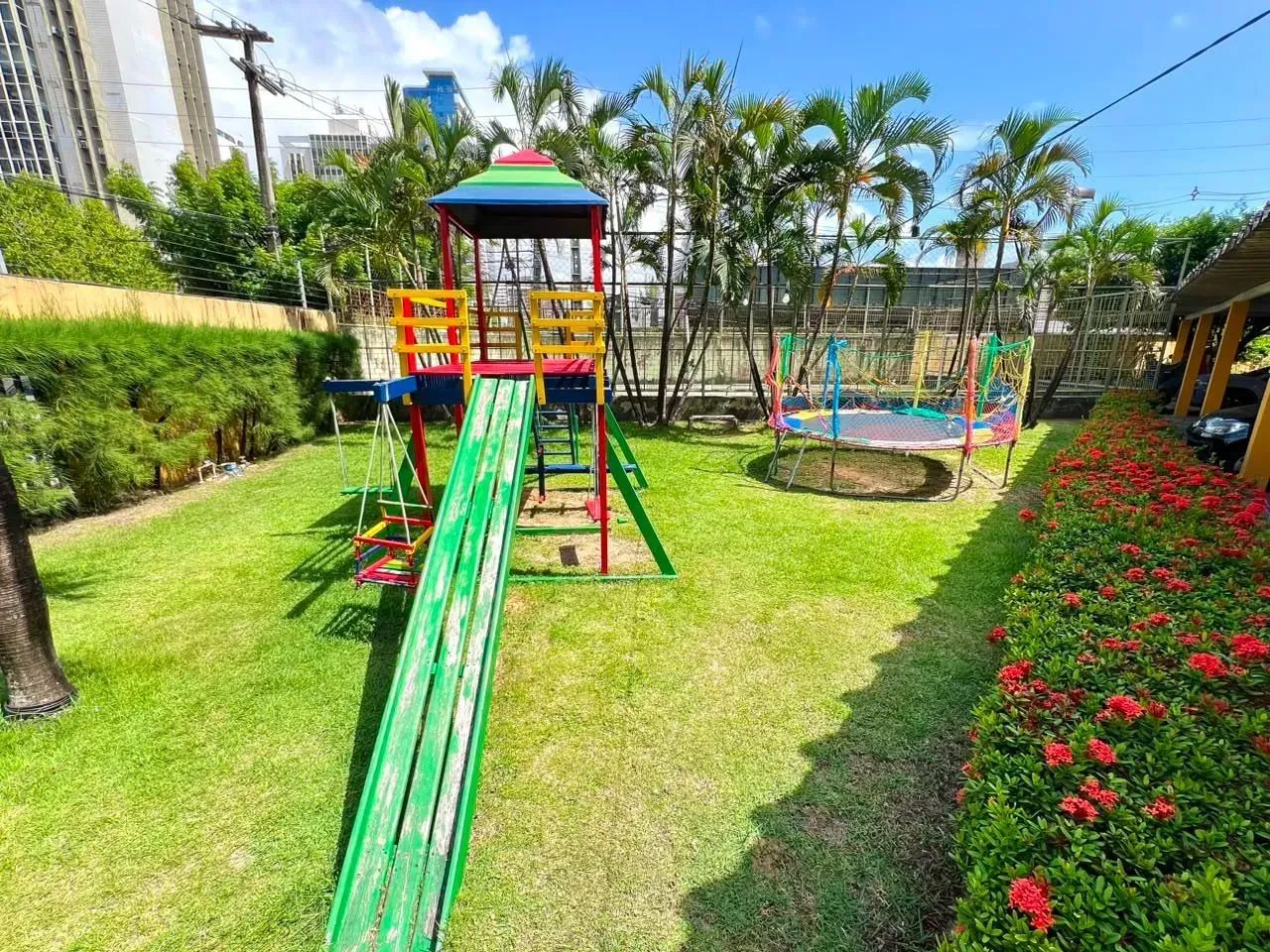 Apartamento de 100m² no Papicu, com 4 quartos e 1 vaga de garagem. - Foto 2