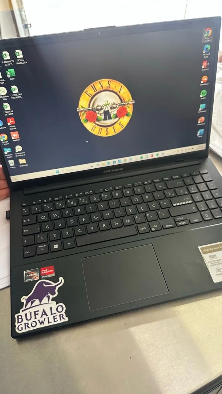 ? VENDO NOTEBOOK ASUS VIVOBOOK AMD RYZEN!